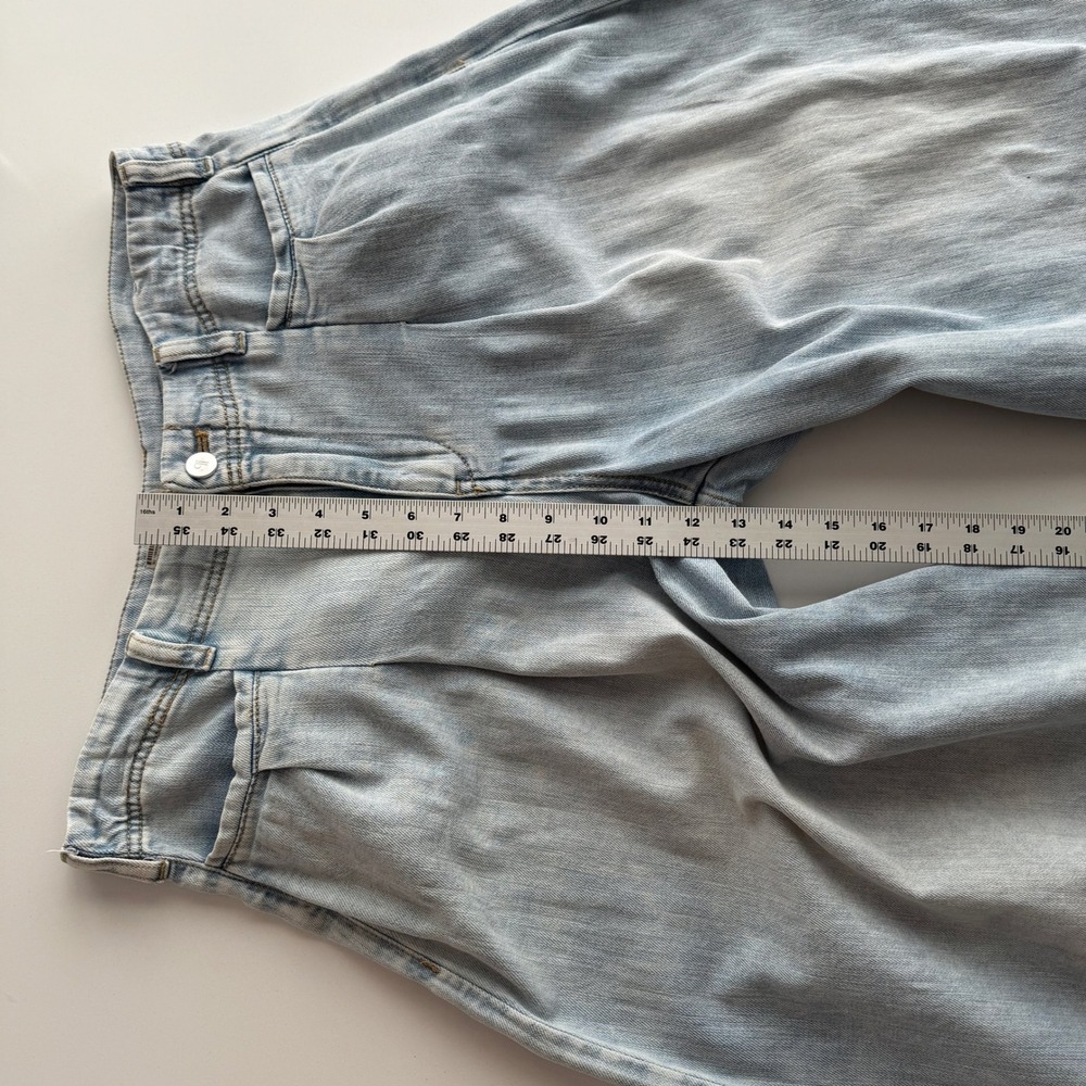 Anthropologie Pilcro Pleated Palazzo Mid Rise Super Wide Leg Light Wash Jeans 29 - Picture 9 of 10